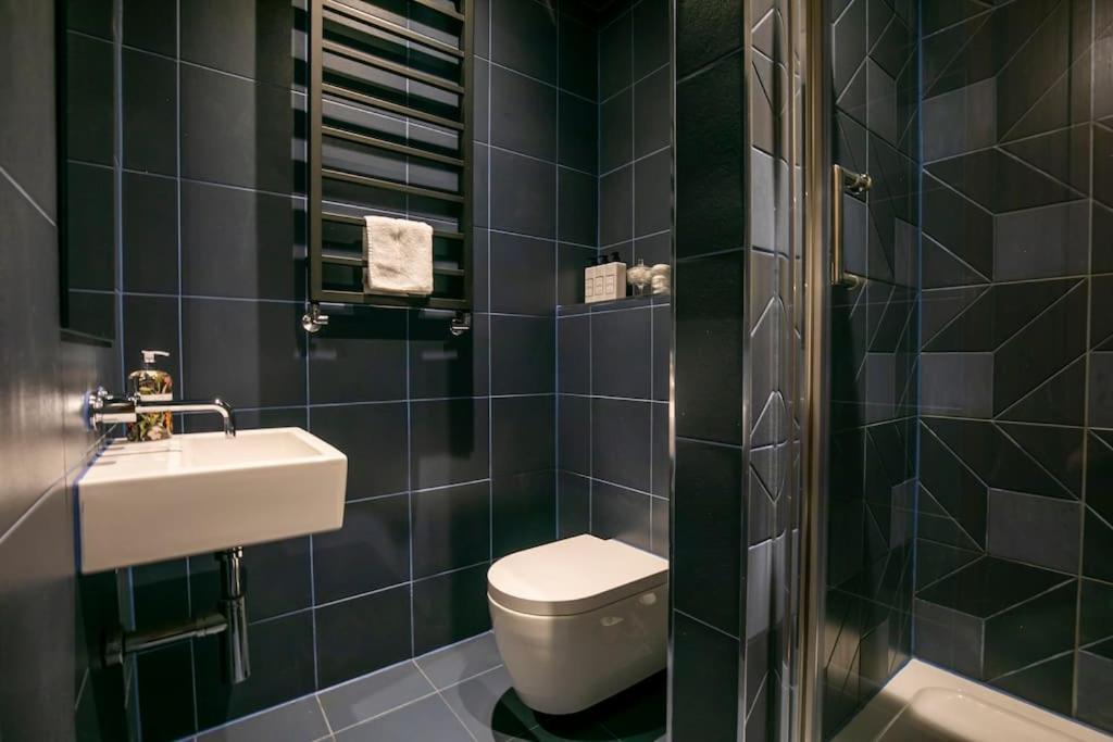 Hammock Heights! Hot Tub,Private Garage,Citycentre Manchester Extérieur photo